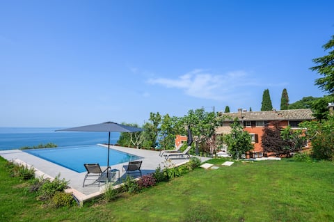 Dama del Lago(Il Limone):charm,lake view,quietness