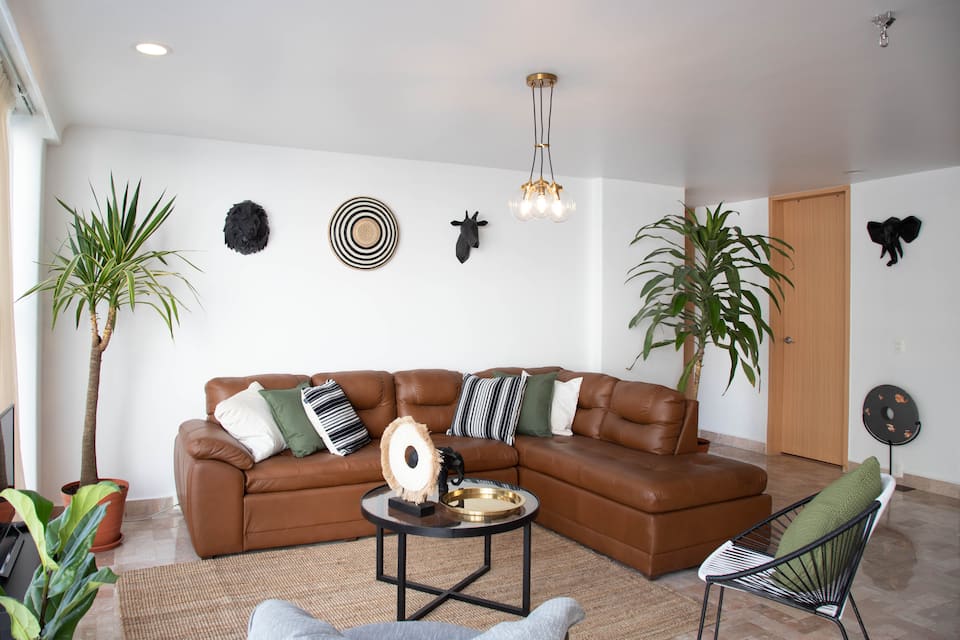 Striking apartment in Polanco — 5 bed / 3 bath — photo 4