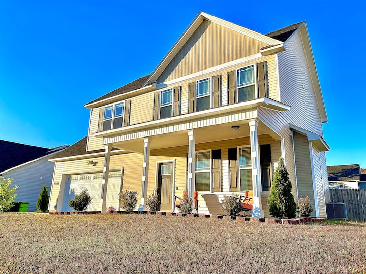 Beautiful home with Spa and conveniently located. Houses for Rent in Jacksonville, North