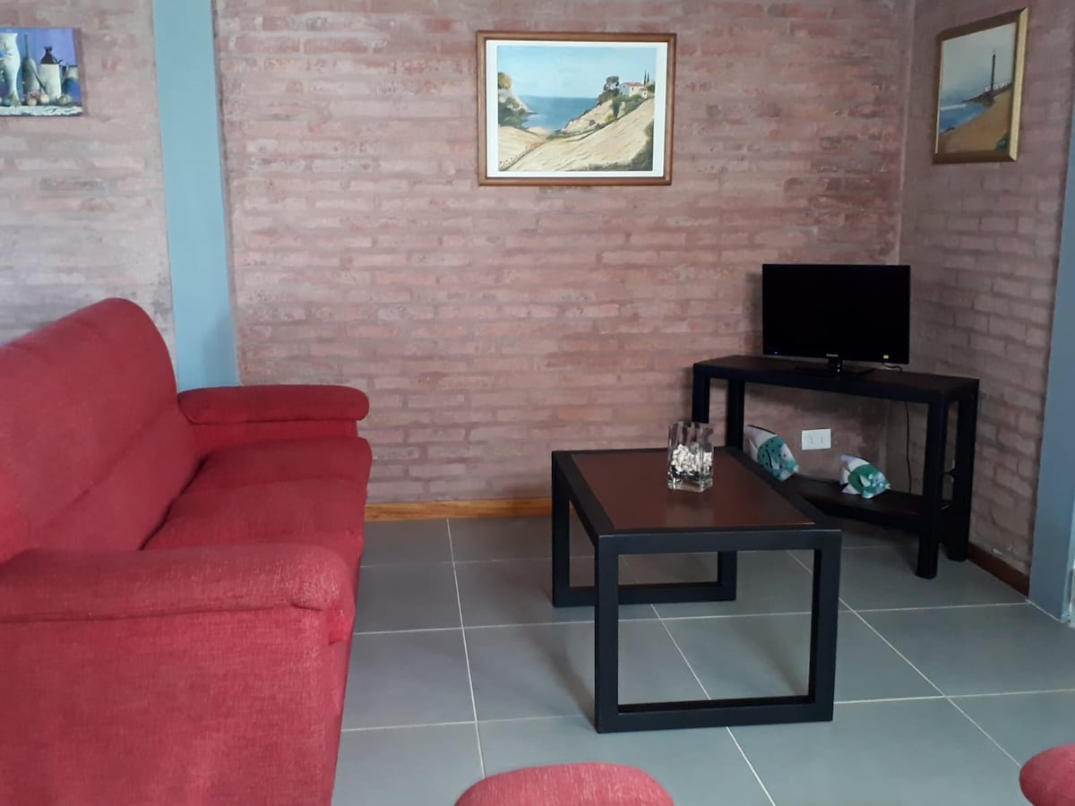 Erfolgreiche Airbnb-Immobilie: Casa Mora Balneario Bs As. in Buenos Aires