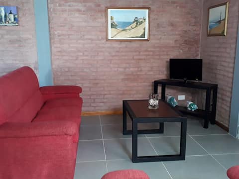 Propiedad de Airbnb exitosa: Casa Mora Balneario Buenos Aires. en Buenos Aires