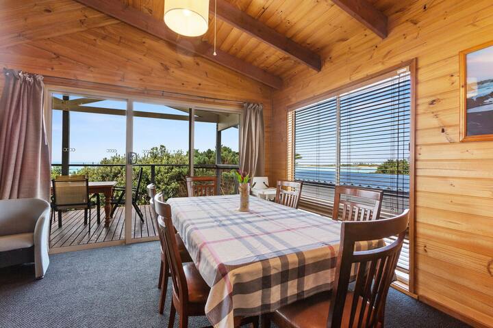 Ocean View Apartment gallery image 5