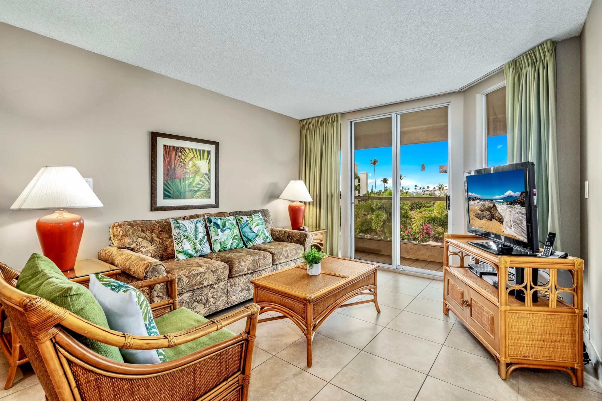 Condo in Kihei · ★4.88 · 2 bedrooms · 4 beds · 2 private baths - Image 5