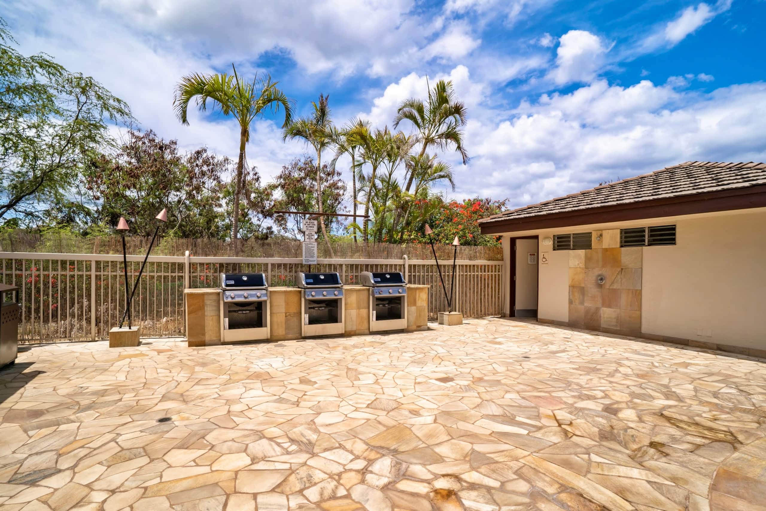 Condo in Kihei · ★4.88 · 2 bedrooms · 4 beds · 2 private baths - Image 21