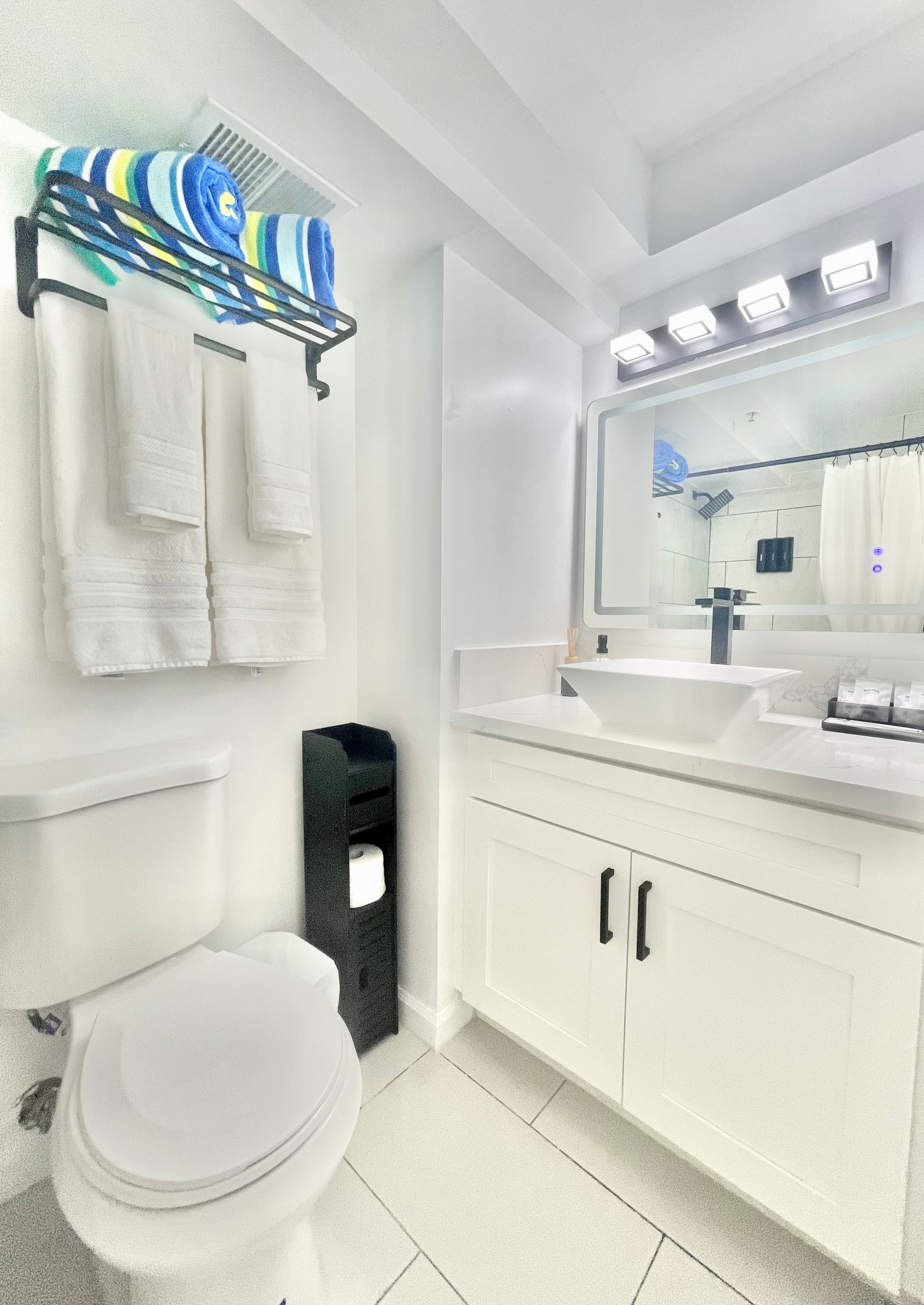 Condo in Honolulu · ★4.82 · Studio · 2 beds · 1 bath - Image 15