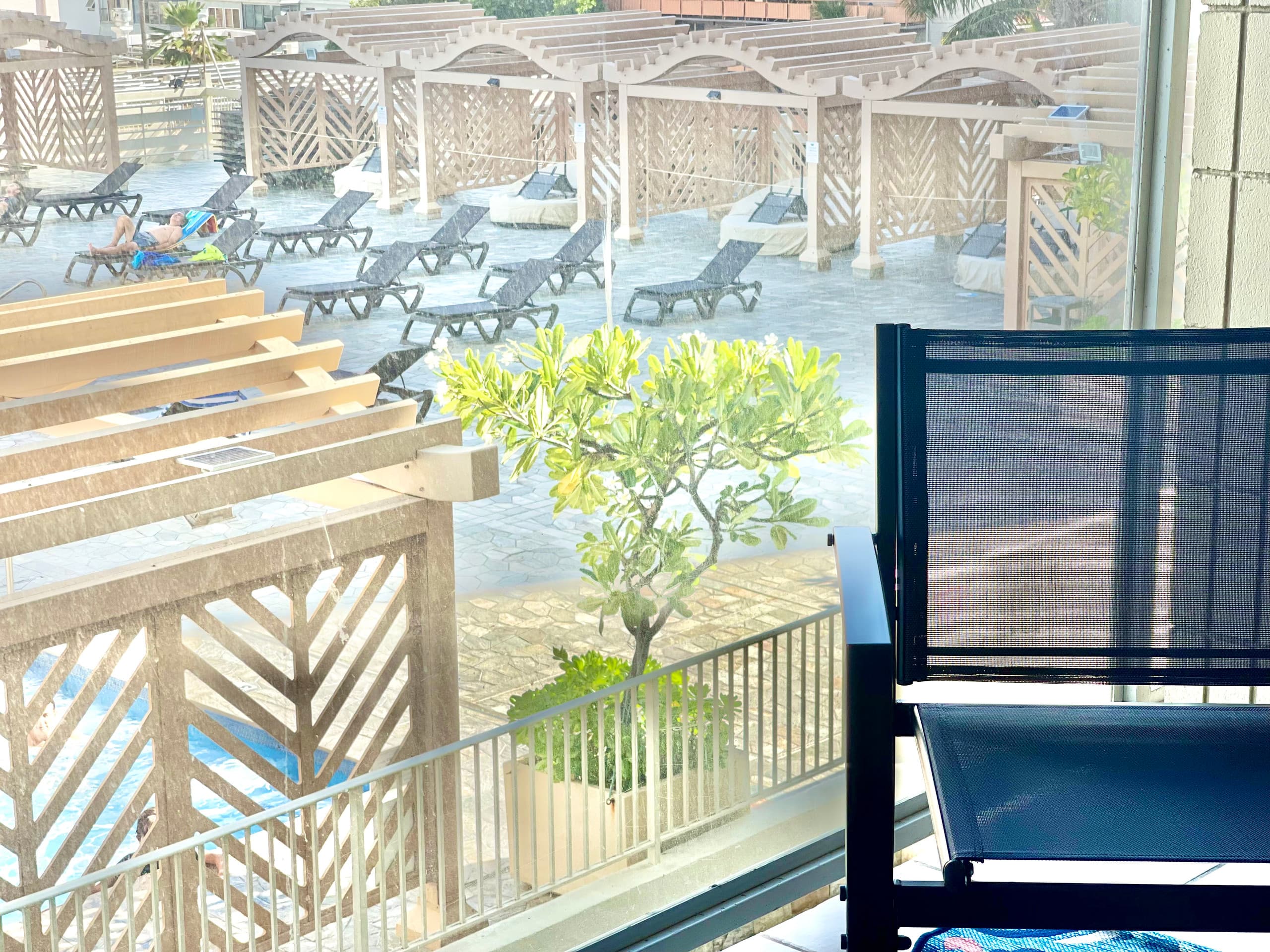 Condo in Honolulu · ★4.82 · Studio · 2 beds · 1 bath - Image 16