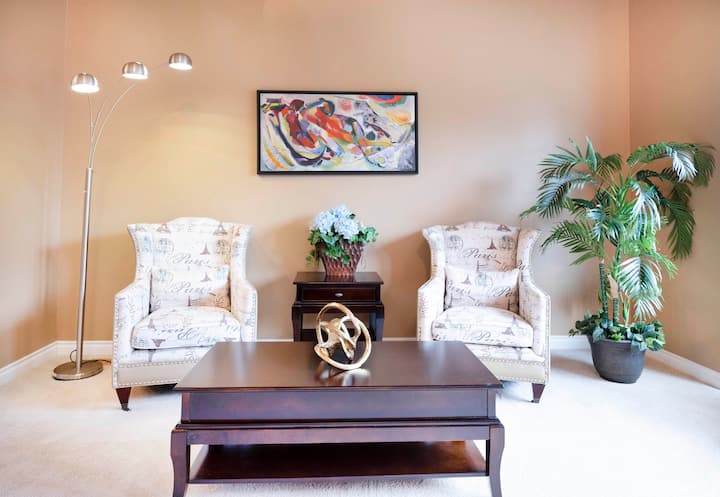 Cheerful 4-bedroom Residential House - 倫頓