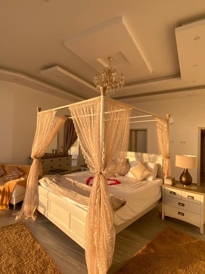 A full farm with 5 bedroom house in barka w pool Farm stays for Rent