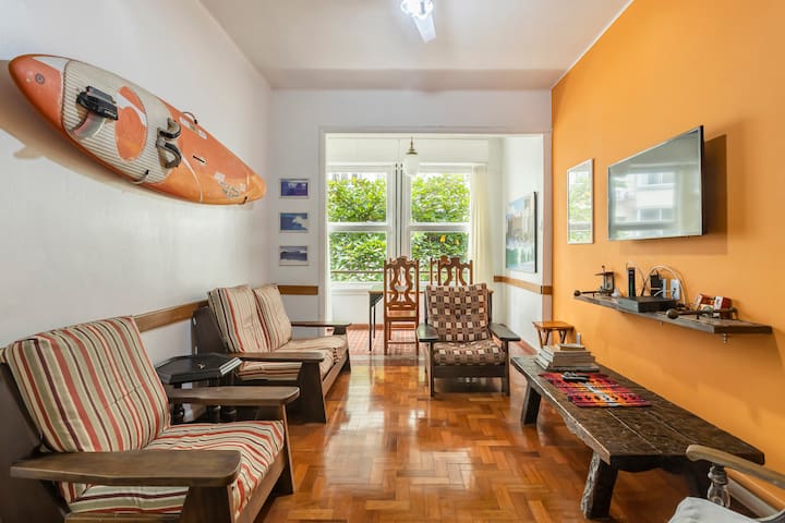 Beach block and same as Othon Palace hotel.