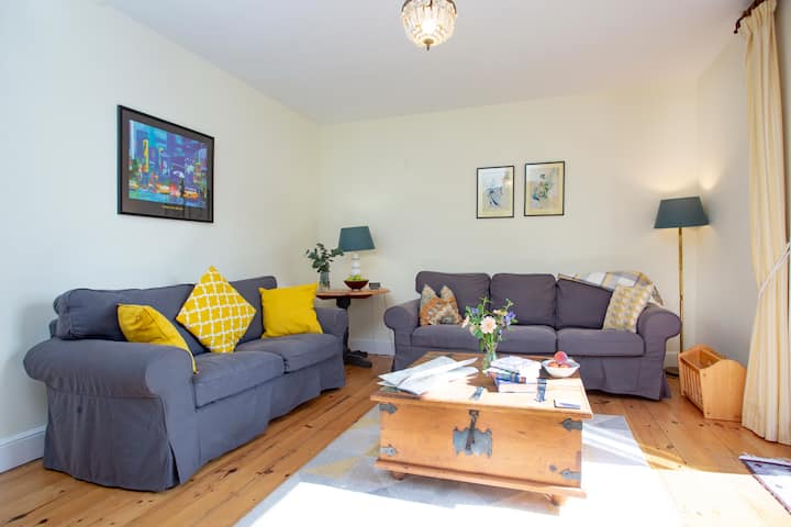 Paddy's Place - Budleigh Salterton