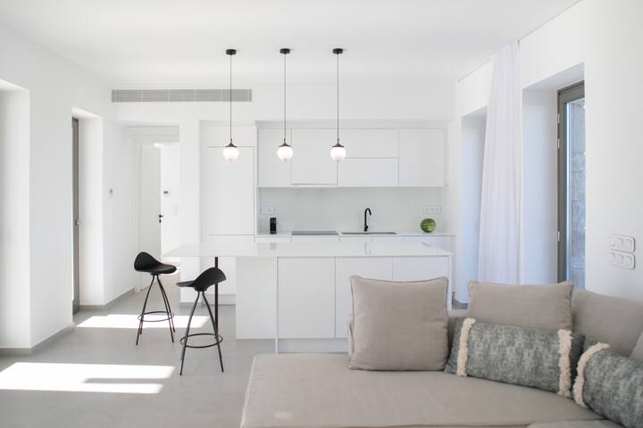 Stone villa, perfect location gallery image 5