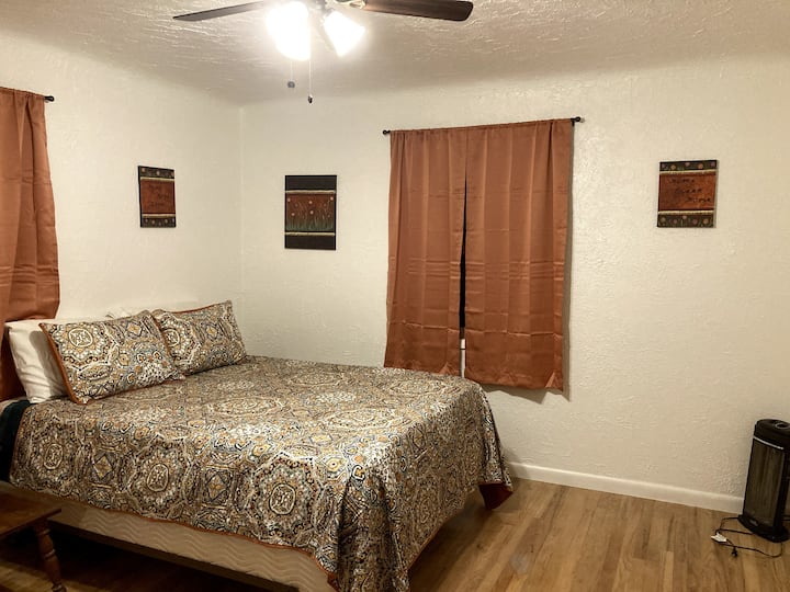 Rafter TA Ranch House 2 bedroom country home Farm stays for Rent in