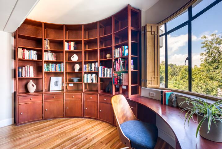 2BR/2BA at Condesa´s Iconic Basurto Building. gallery image 2