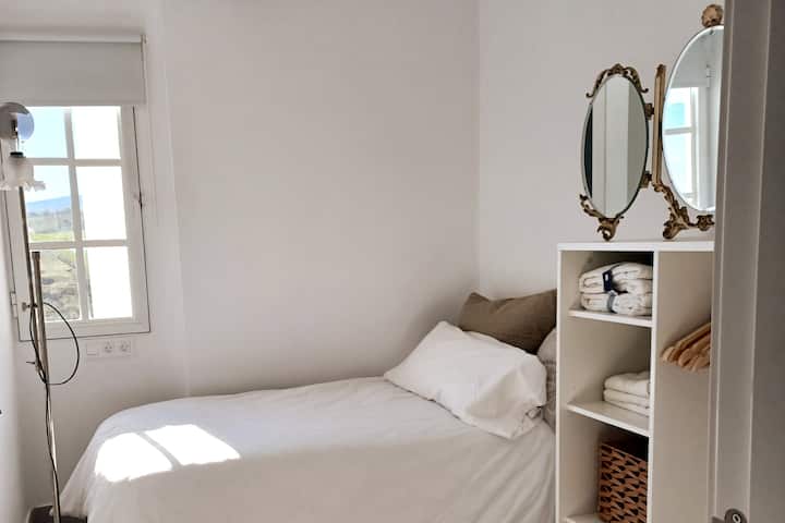 ห้องพักพร้อมฟูกนอนที่สะดวกสบายและยืดหยุ่นมาก