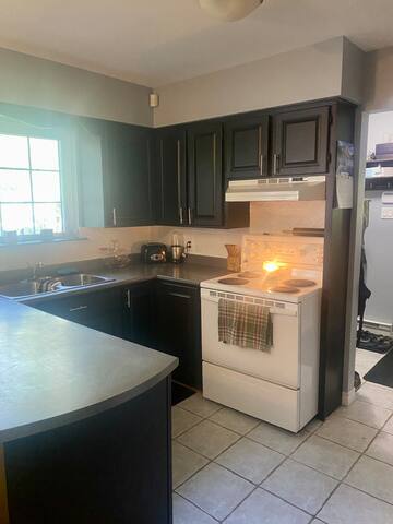 Spacious 5 bedroom retreat HotTub&ATV trail access gallery image 2