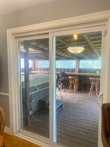 Spacious 5 bedroom retreat HotTub&ATV trail access gallery image 3