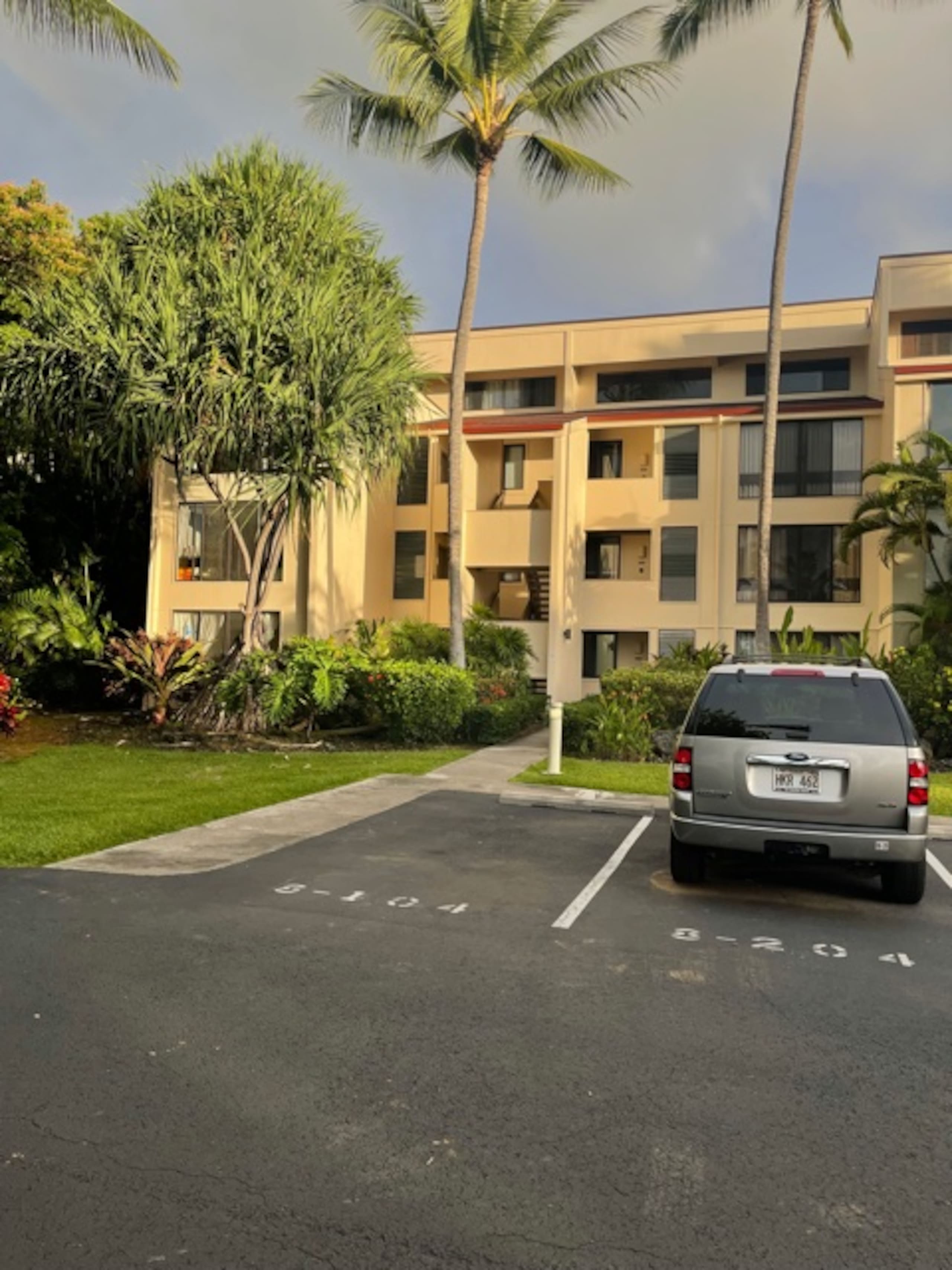 Condo in Kailua-Kona · ★4.85 · 1 bedroom · 1 bed · 2 baths - Image 16