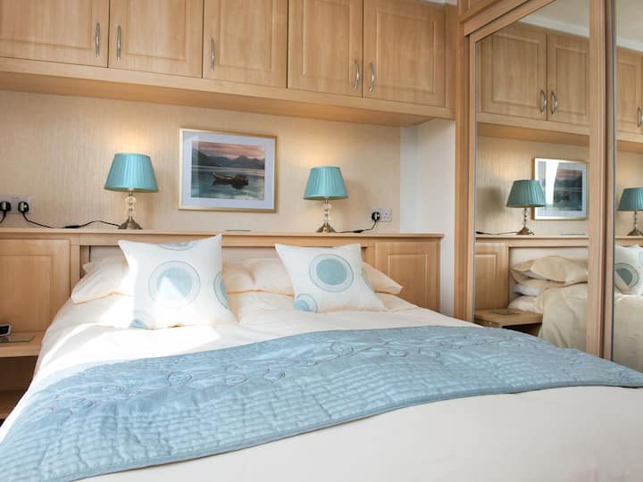 Habitación principal con baño privado 