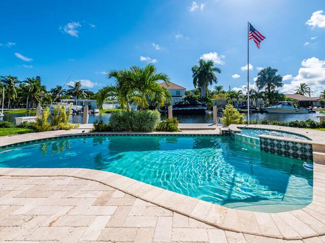 Waterfront Paradise gallery image 2