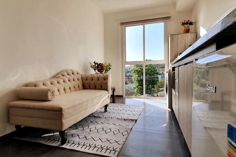 Cozy apartment with Wi-Fi and swimming pool