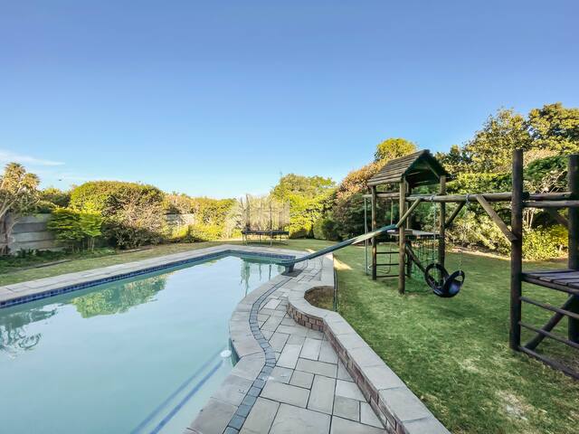 Very Spacious, Modern 3 Bedroom House in Eversdal gallery image 4