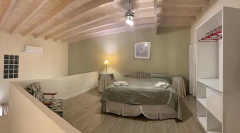 SUBLIME DUPLEX APARTMENTS 1 BEDROOM APT. 5