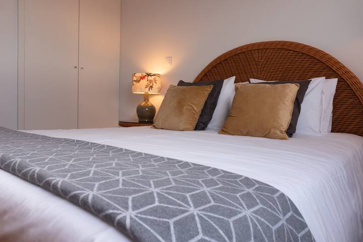 North Star Flats @Santa Marinha | Magnificent View gallery image 5