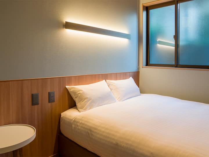 [106 et 107] Chambre (1er étage)