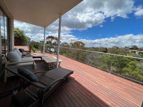 Harbor and city view in Sandy bay with home Cinema