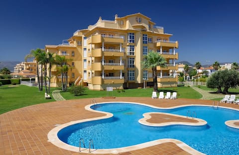 200m from the beach with pool and large garden.