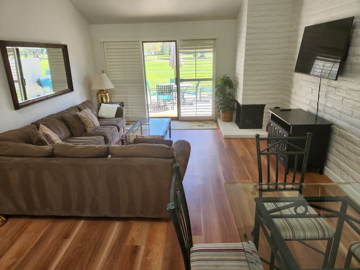 Lovely 2 Bedroom 2 Full Bath Home On Golf Course - Napa Valley, CA