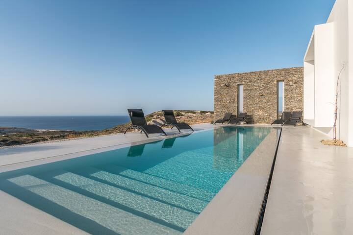 THEIA VILLA gallery image 4