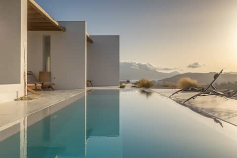 THEIA VILLA