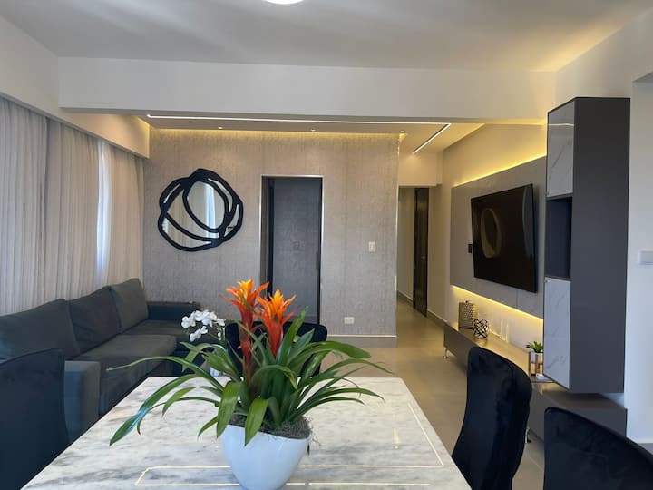 Modern apartment in excellent location (12B) Condominiums for Rent in