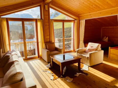 Penthouse Wöster in Lech right on the ski slope