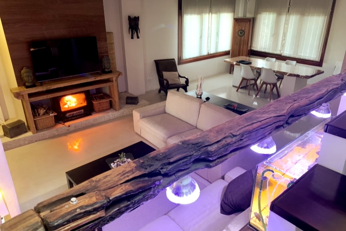 Top performing Airbnb: Villa Raices. Nice house with a pool in Baiona