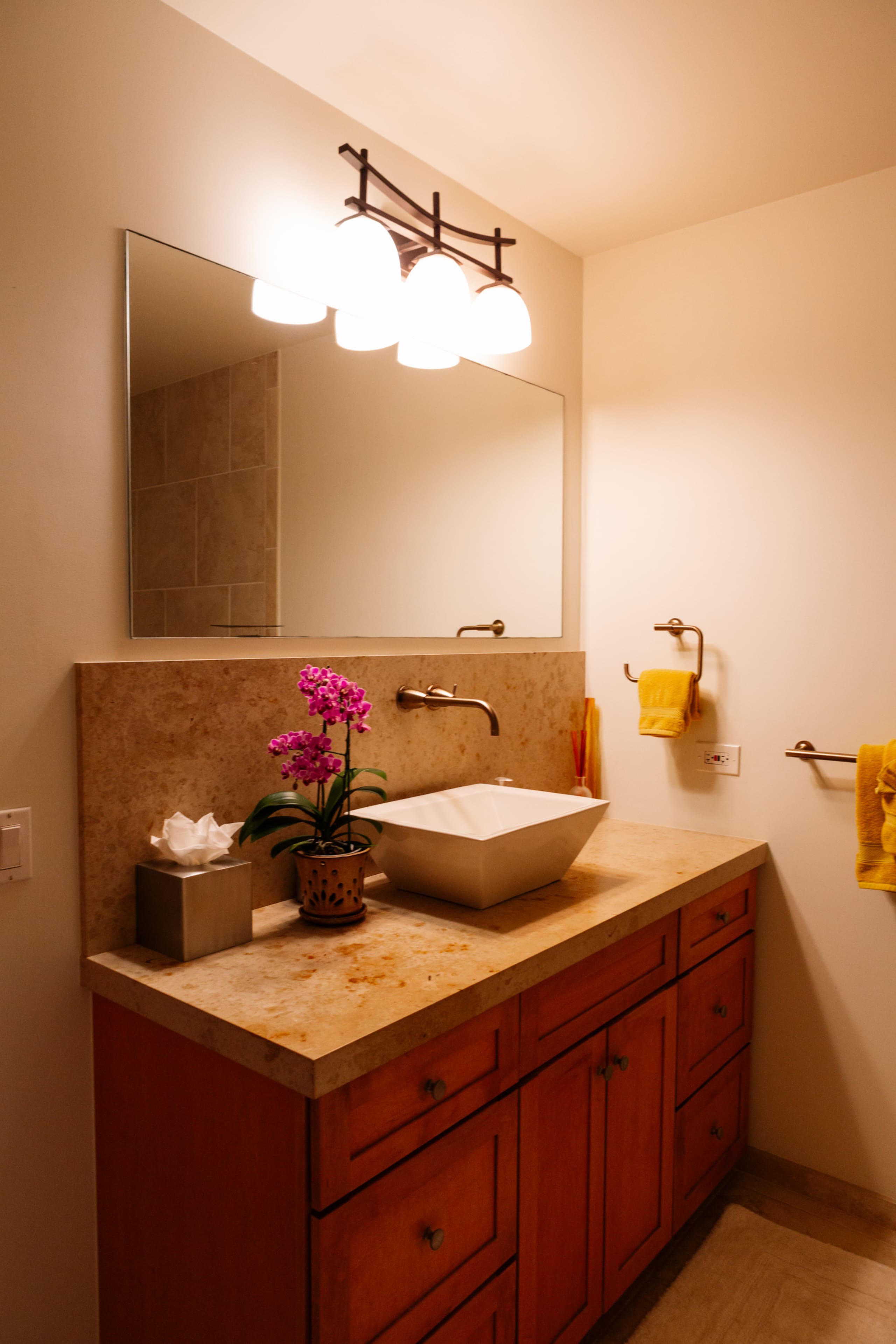Condo in Lihue · ★4.96 · 2 bedrooms · 3 beds · 2 baths - Image 30