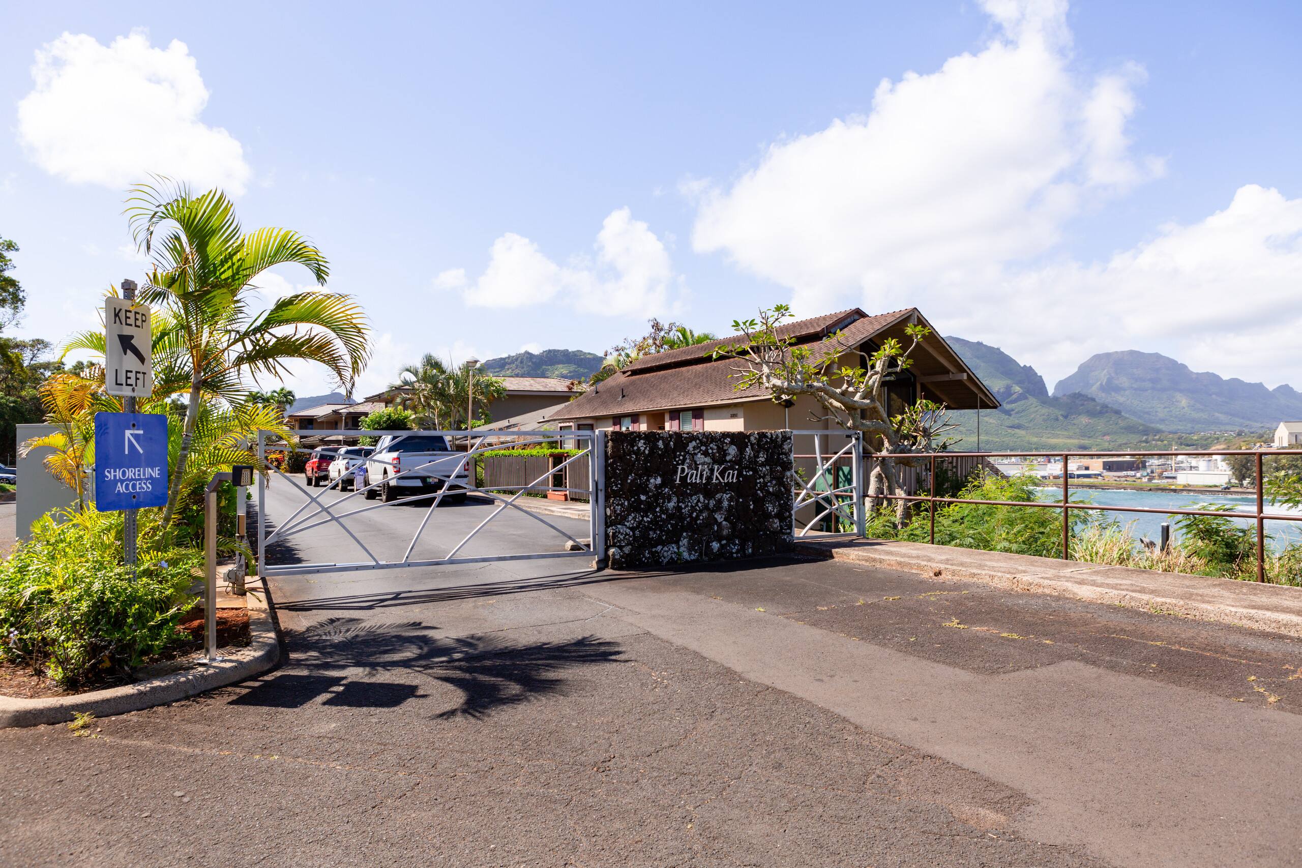 Condo in Lihue · ★4.96 · 2 bedrooms · 3 beds · 2 baths - Image 38