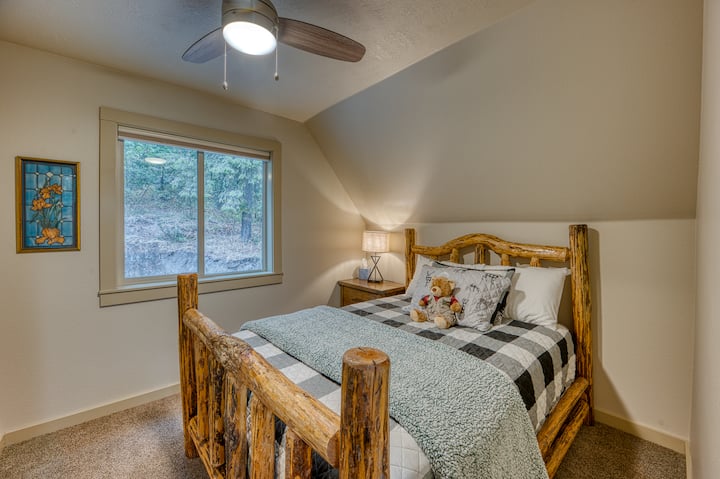 Guest Bedroom #1 - Full Bed