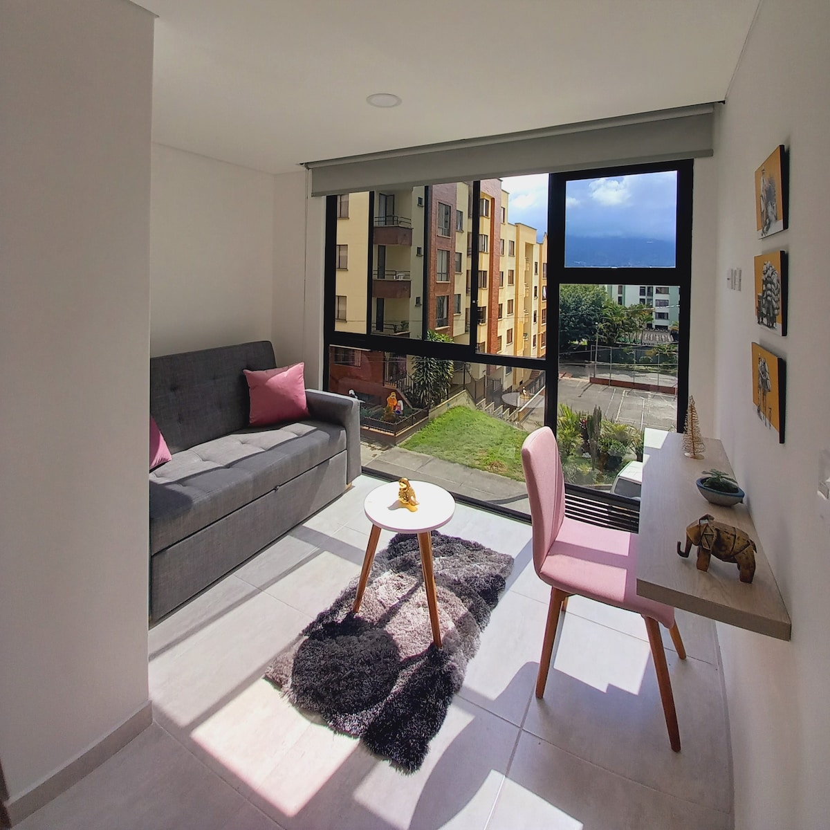 Beautiful Apt, Location Ideal TurismoNegocios Condominiums for Rent