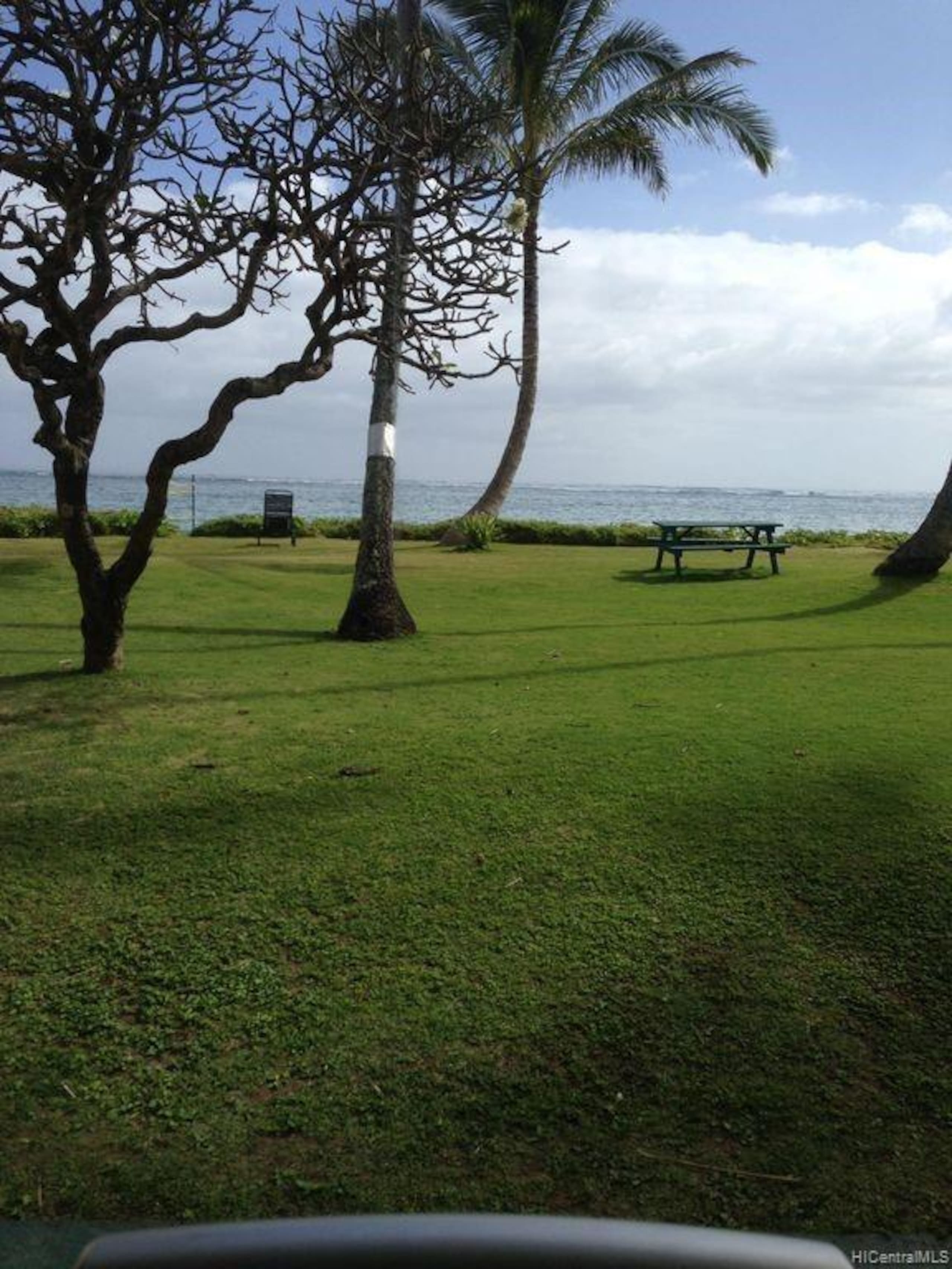 Condo in Hauula · ★4.8 · 1 bedroom · 2 beds · 1 private bath - Image 20