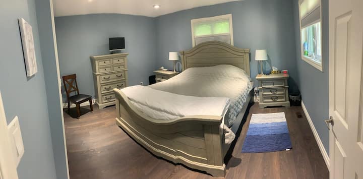 غرفة النوم رقم1 بسرير كبير