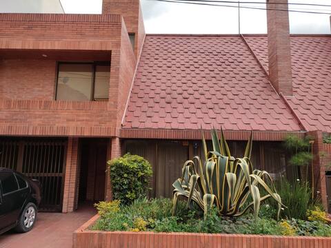 Spacious and very good. Casa