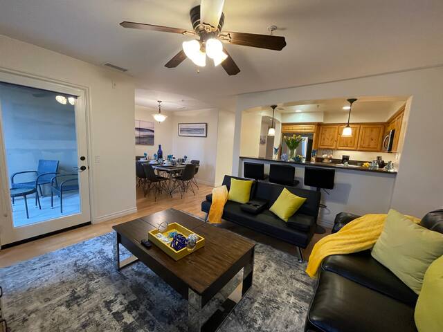 Steps to Beach & Bay, Walk to Crystal Pier