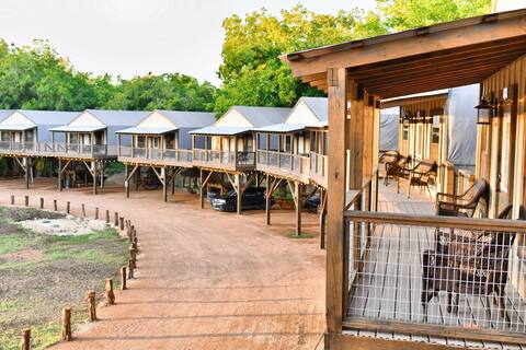 Son's Rio Cibolo Waterfront Cabin #6