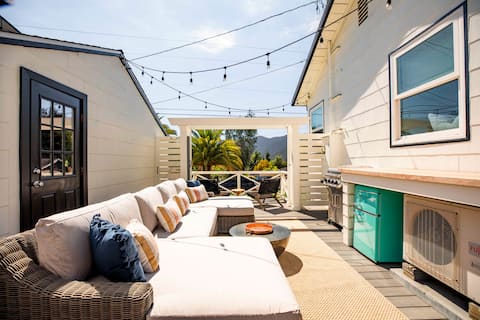 Sunny Bungalow with mountain views