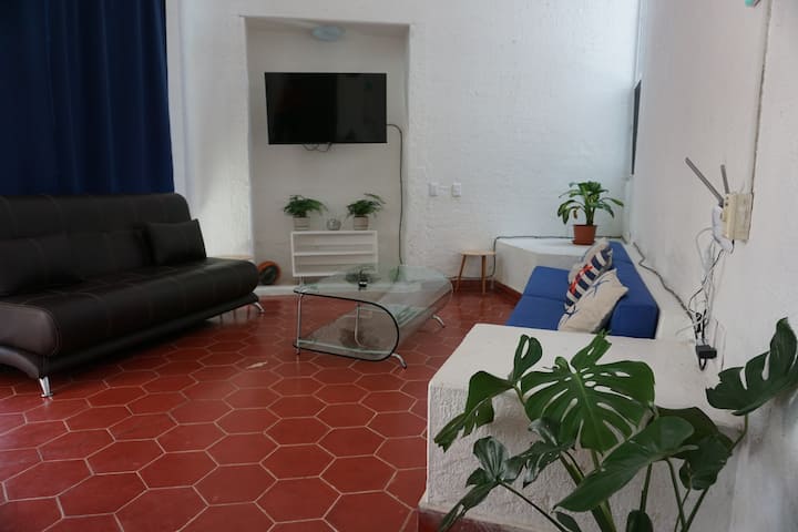Casa Familiar, Club Santiago, Mzo. Cerca Del Mar - Manzanillo