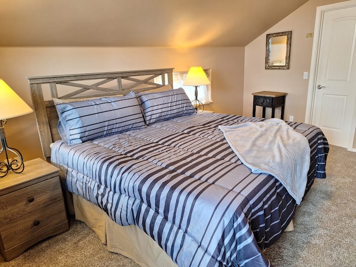 Upstairs King bedroom 