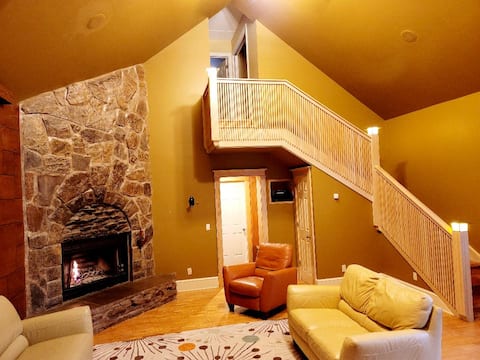 A modern mountain lodge vibe hidden in the middle of a Cleveland suburb.