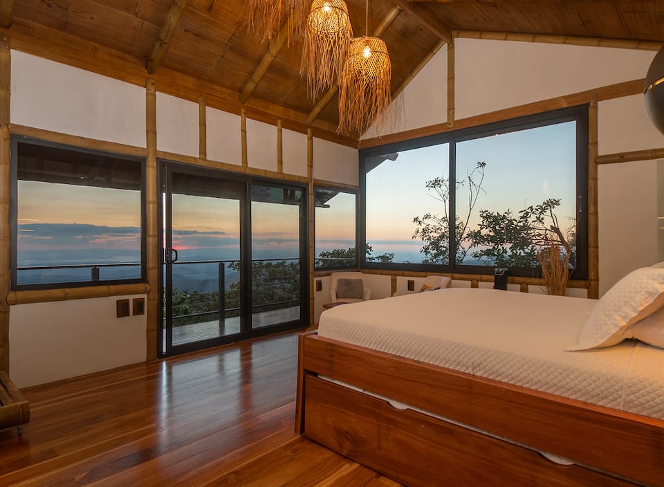 A bamboo cabin above the Gulf of Nicoya, Monteverde, Puntarenas, Costa Rica, photo 6 of 10